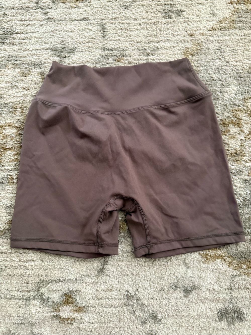 High-Rise Women’s Athletic Scrunch Bum Shorts in Mauve Brown